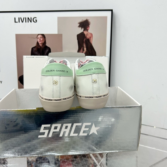 👑💎💎Golden Goose Super-Star sneaker🍃🍃 - Picture 3 of 9